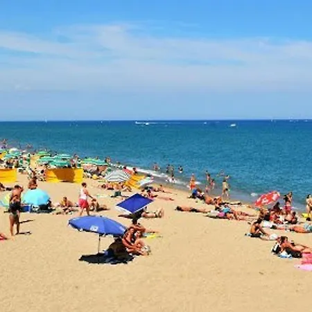 公寓 T2 Au Barcares, Acces Plage, Terrasse, Parking, Wifi, Pour 4 Personnes - Fr-1-529-133 *