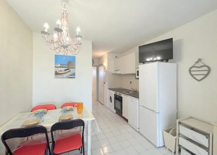 Apartamento T2 Au Barcares, Acces Plage, Terrasse, Parking, Wifi, Pour 4 Personnes - Fr-1-529-133 *