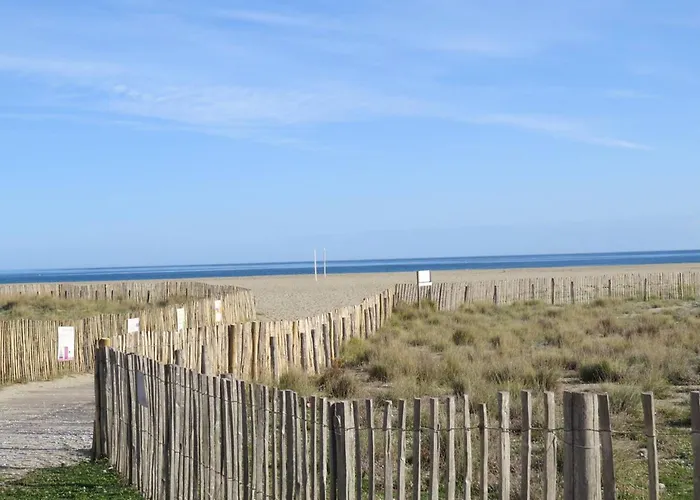 T2 Au Barcares, Acces Plage, Terrasse, Parking, Wifi, Pour 4 Personnes - Fr-1-529-133 * Le Barcarès